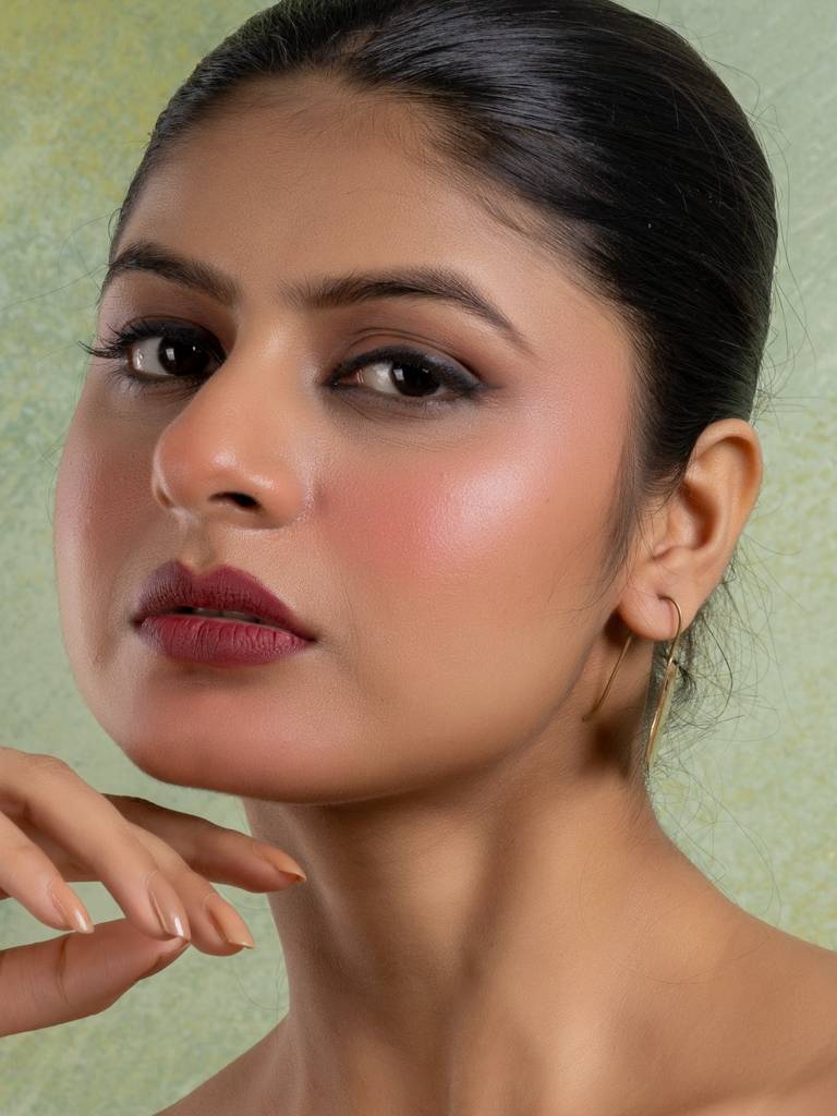 Golden Brass Butterfly Earring : LAAER786