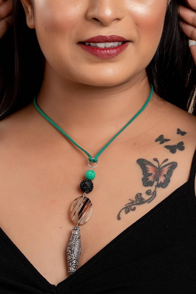 Chitai Bead Semi Precious Stone Pendant Necklace With Adjustable Green Suede Cord, Handcrafted Design : LAANP26