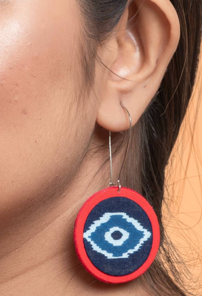 Handmade Eco-Friendly Blue Red Jute Fabric Cowrie Evil Eye Choker Necklace With Earring Jewelry Set - Blue : LAANP124