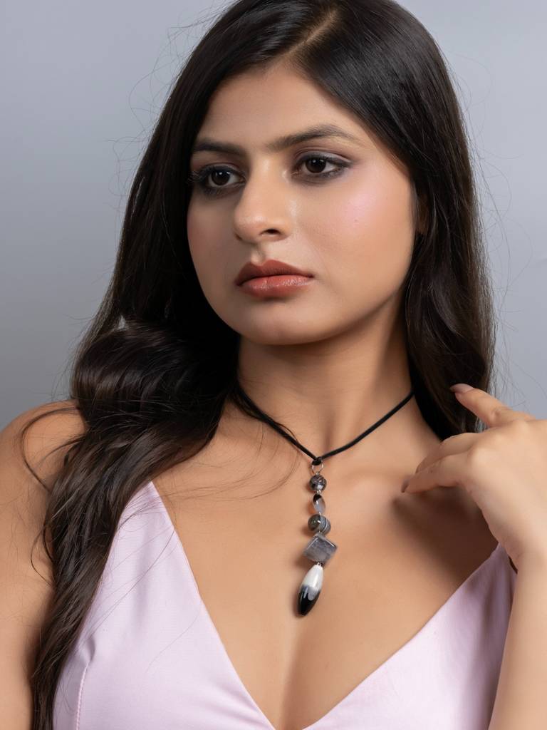 Semi Precious Black White Grey Onyx Agate Sleek Necklace With Adjustable Suede Cord : LAANP355