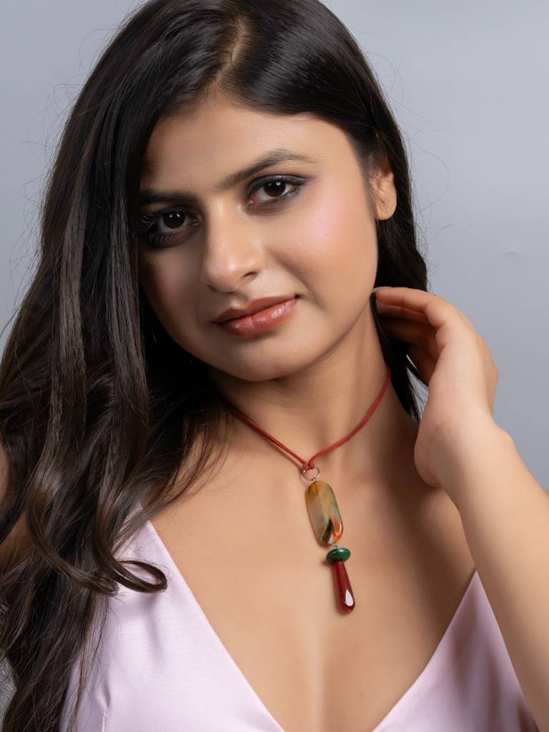 Semi Precious Green Rust Orange Onyx Agate Sleek Necklace With Adjustable Suede Cord : LAANP358
