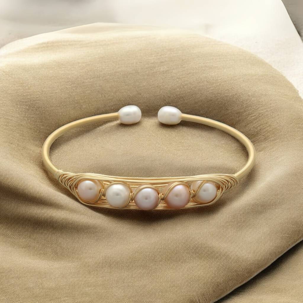 Zuri Pearl Bracelet For Women : JPSEP-24-257