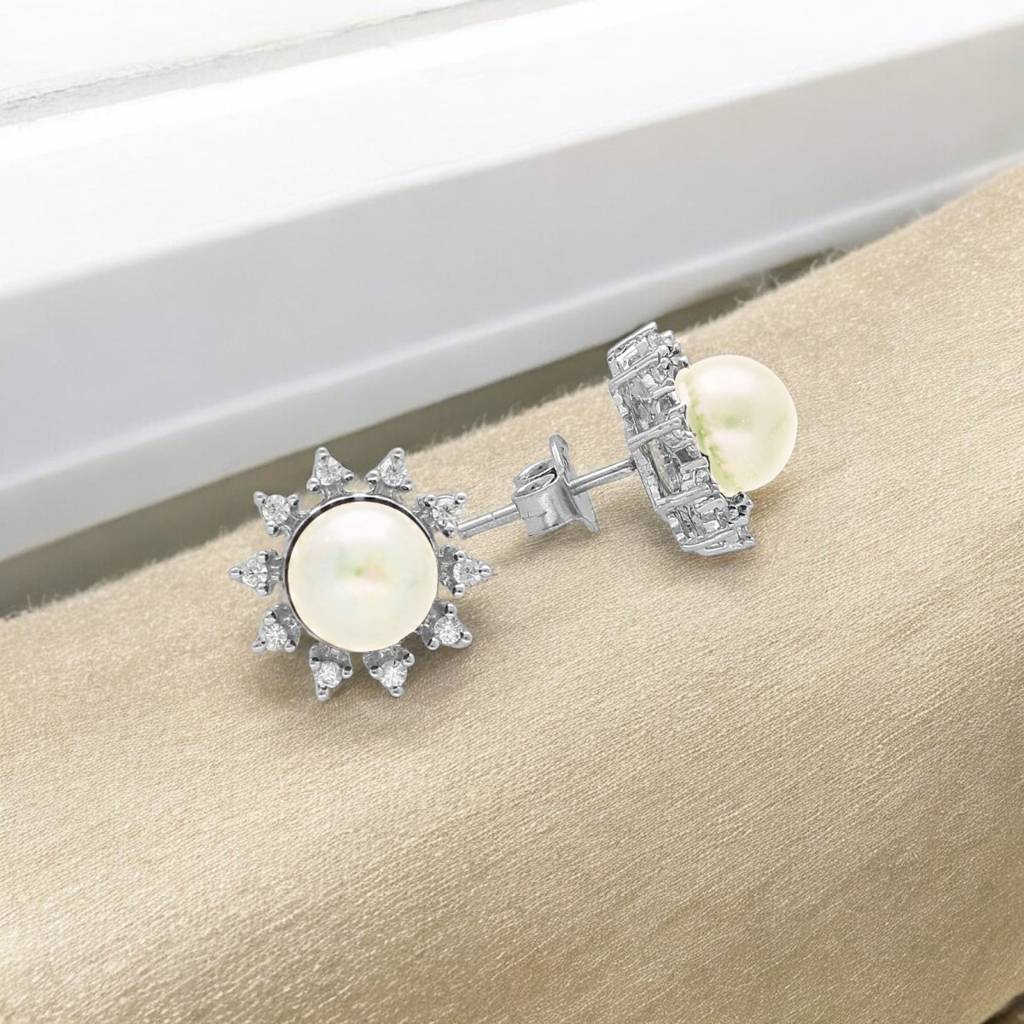 Januja 925 Silver Stud Earrings : JPMAY-22-115