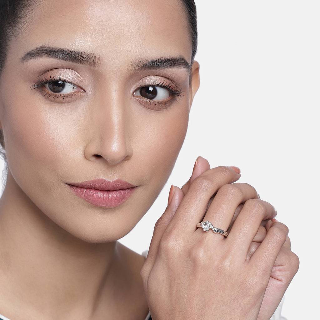 Estele Rhodium Plated Sparking Finger Ring With Austrian Crystal For Women : 202RING