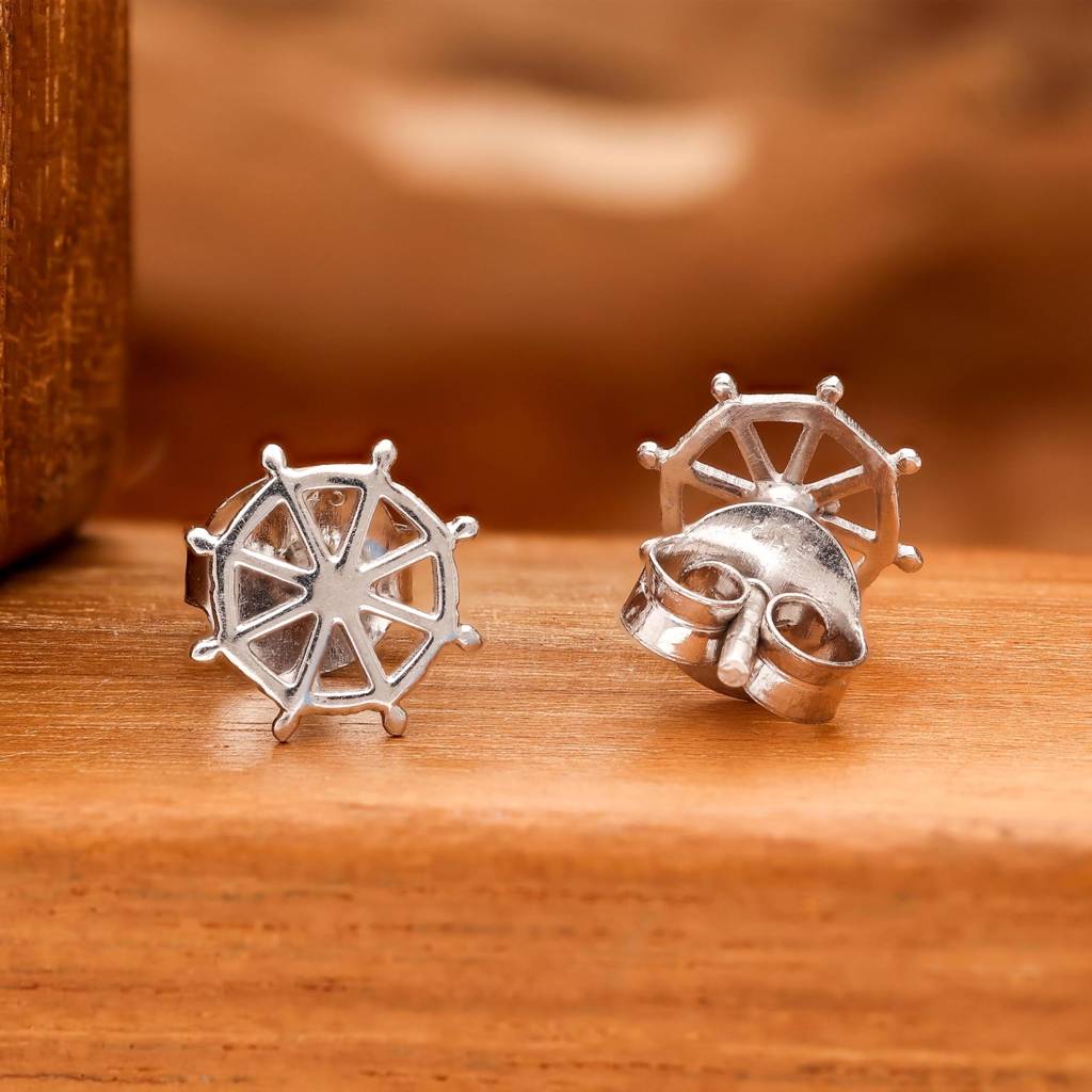 925 Silver Ship Wheel Stud Earrings | Nautical Ocean Lover Gift : SE_000872