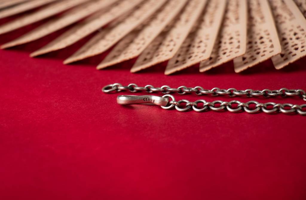 Tattva Two Layered Carved Flower Necklace : SN203036