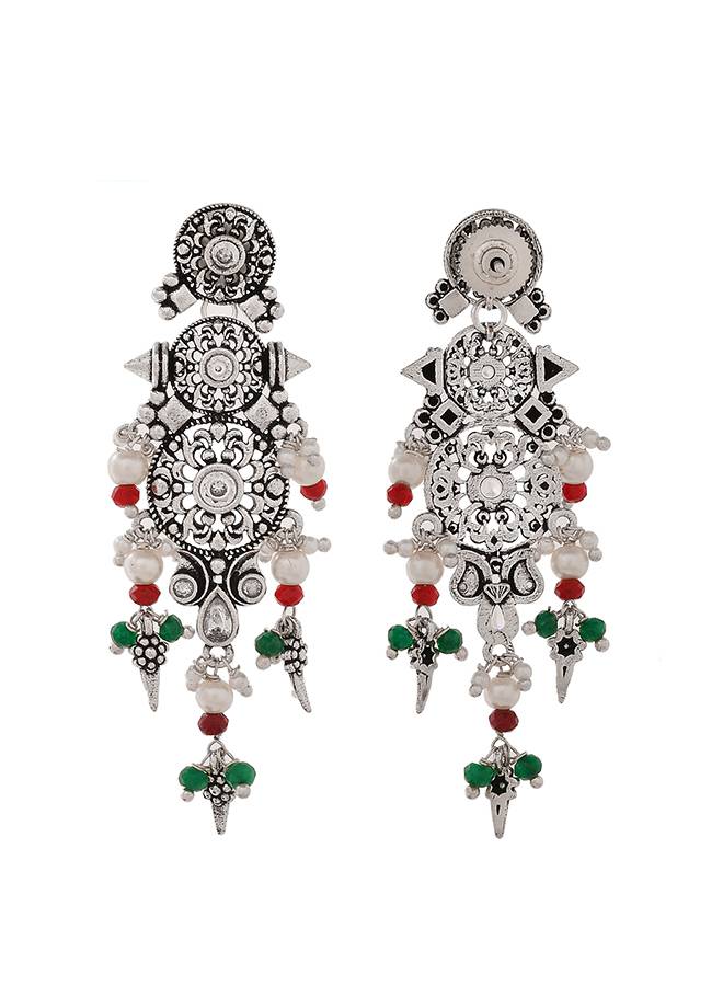 Abharan Tribal Inspired White Pearls Earrings : 8905124493580