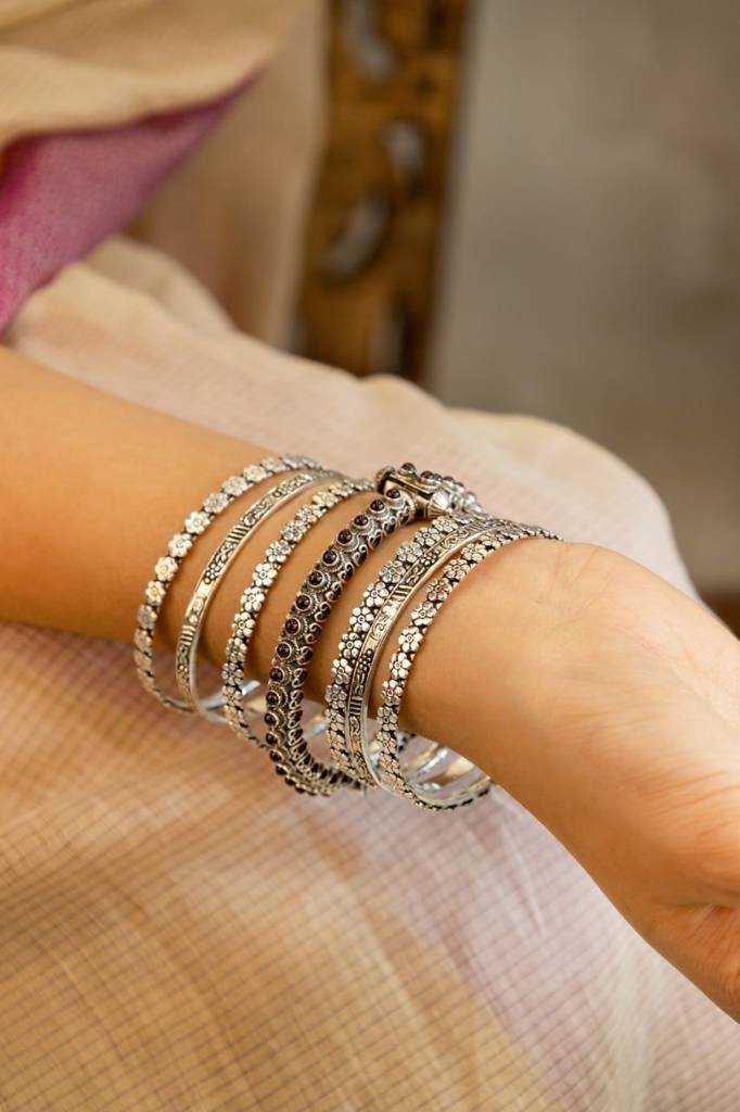Tattva Classic Kada Intricate Bangle Set : SK302055-2-2
