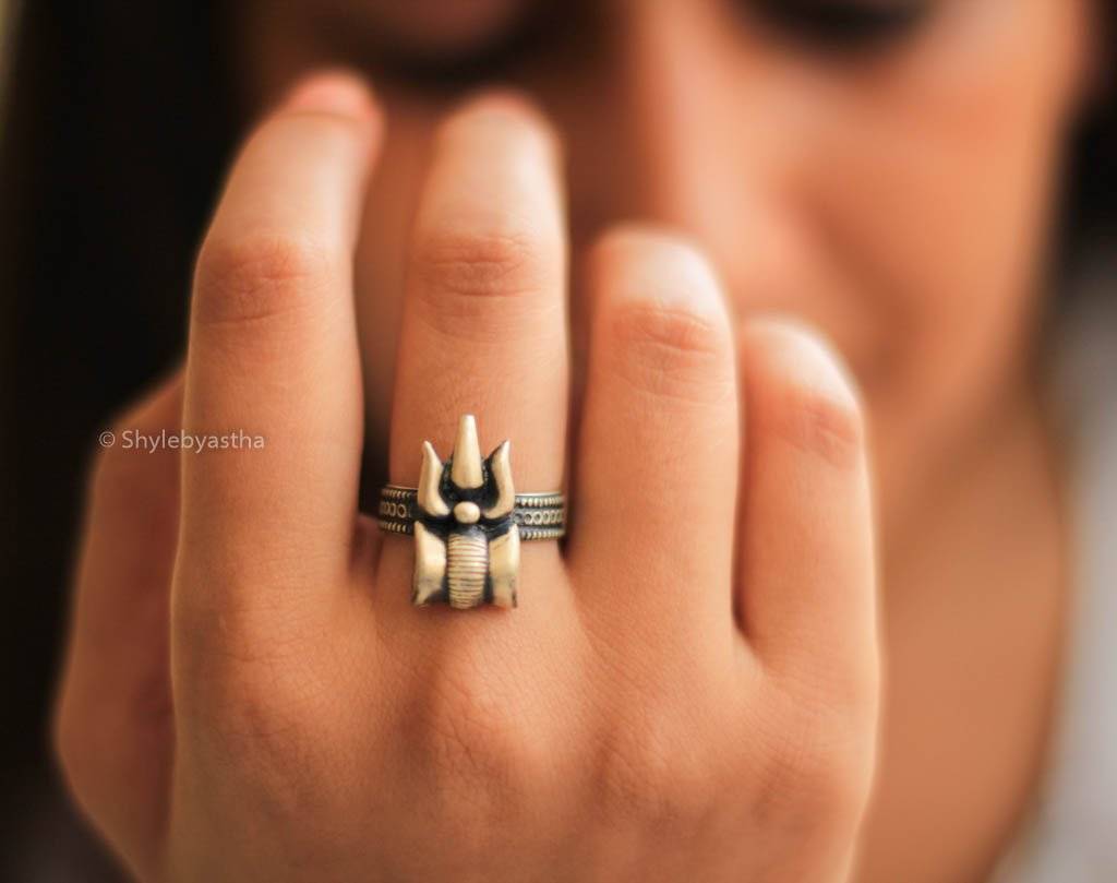 Moh Shiva Damru Ring : SR132