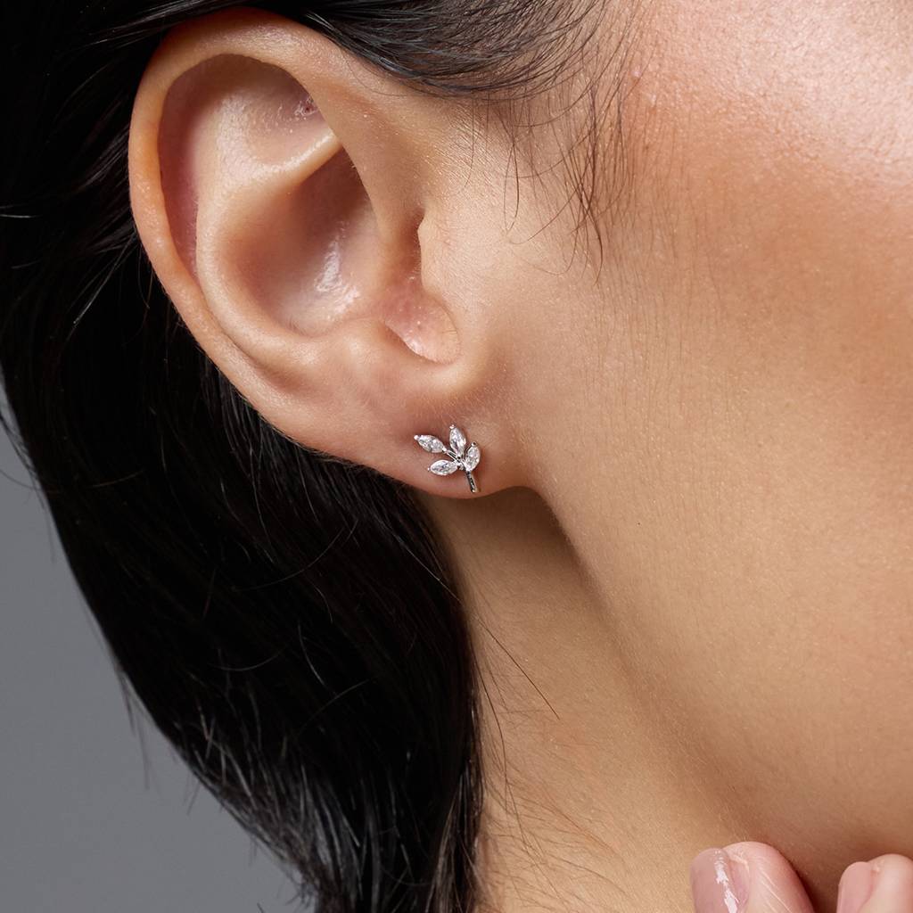 Kushal'S Fashion Jewellery White Rhodium-Plated Party 92.5 Sterling Silver Studs-448379 : 448379