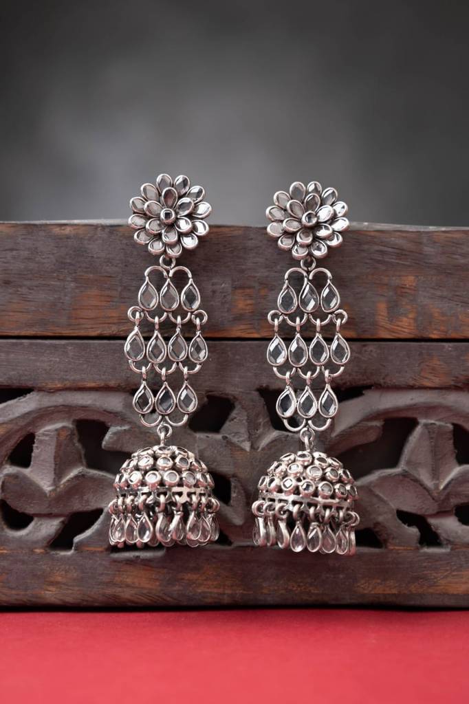 Essence Fine Scintillating Jhumki : SE1647
