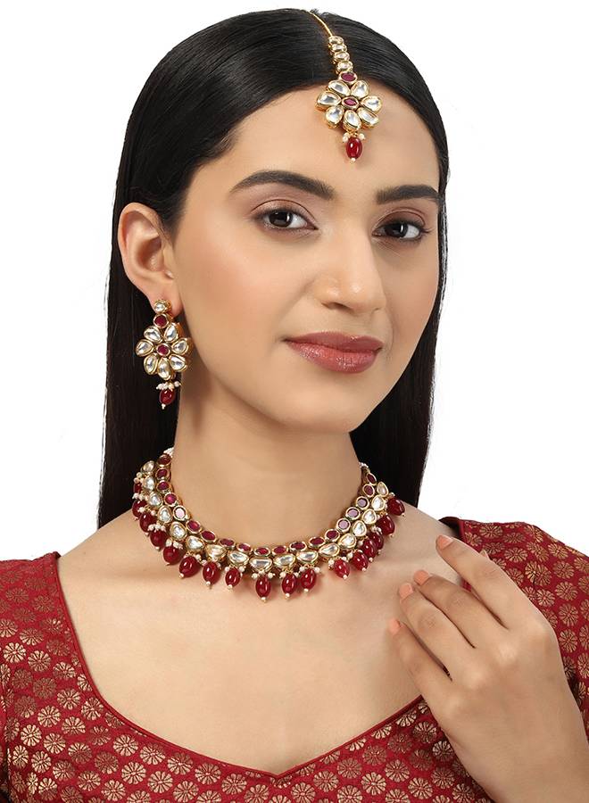 Kundan Gold Plated Necklace Set With Red Stones And Beads : 8905124437942