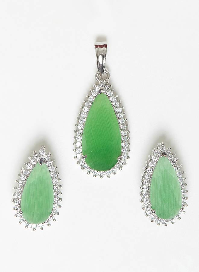 Sparkling Elegance Silver Pendant Set With Green Stones : 8905124443592