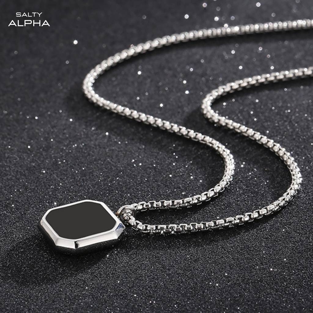 Salty Alpha Midnight Charisma Chain : MN1S0122