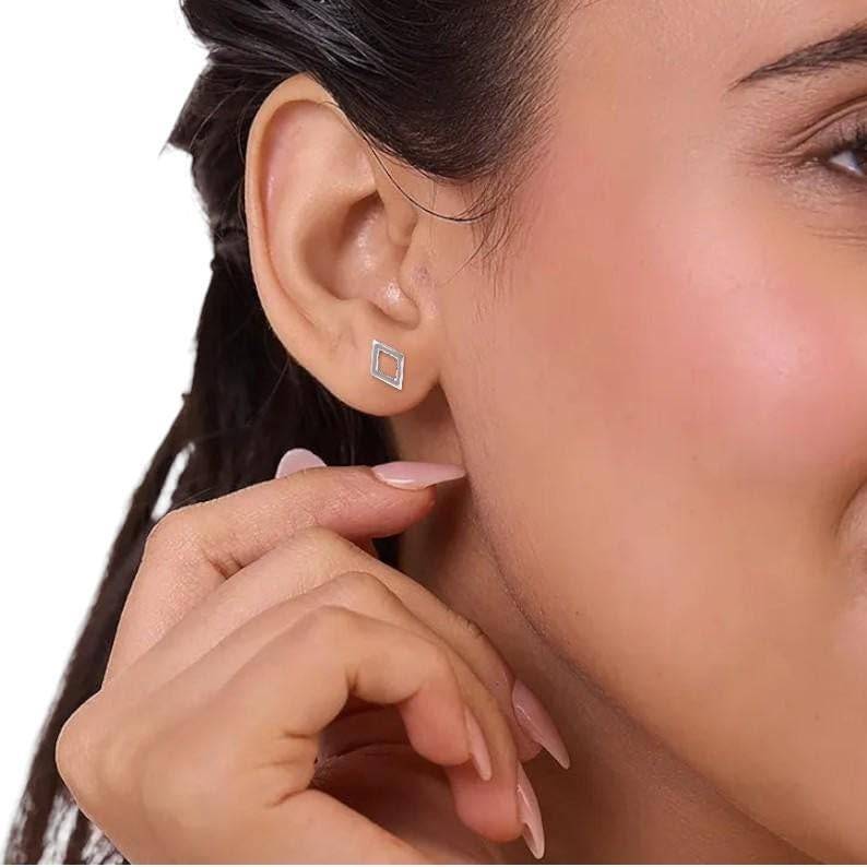 925 Silver Diamond Shape Stud Earrings | Geometric Jewelry : SE_000857