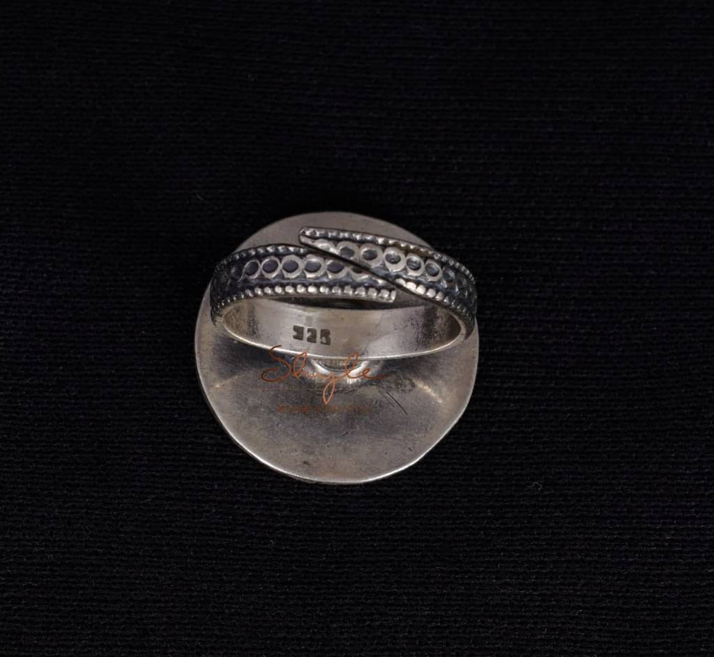 Mizoya Flower Motif Versatile Ring : SR2023