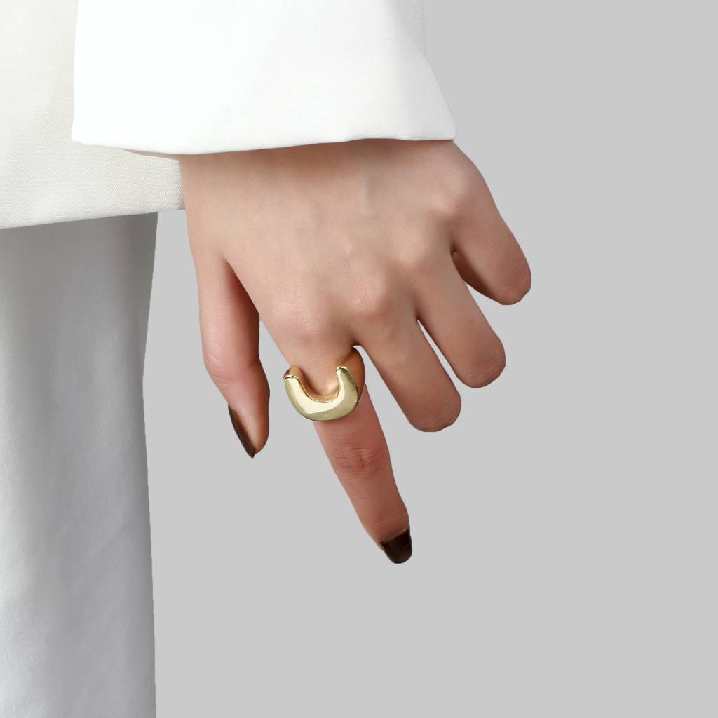 Moonbend Golden Ring : RS14508-G