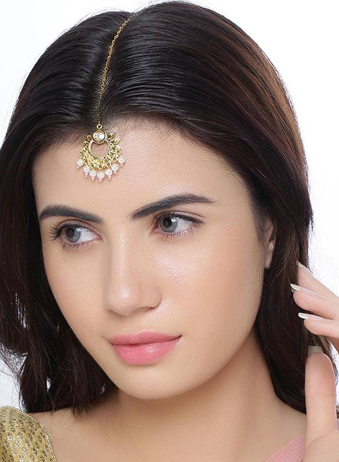 Manmayi Floral Maang Tika : 8907617979410