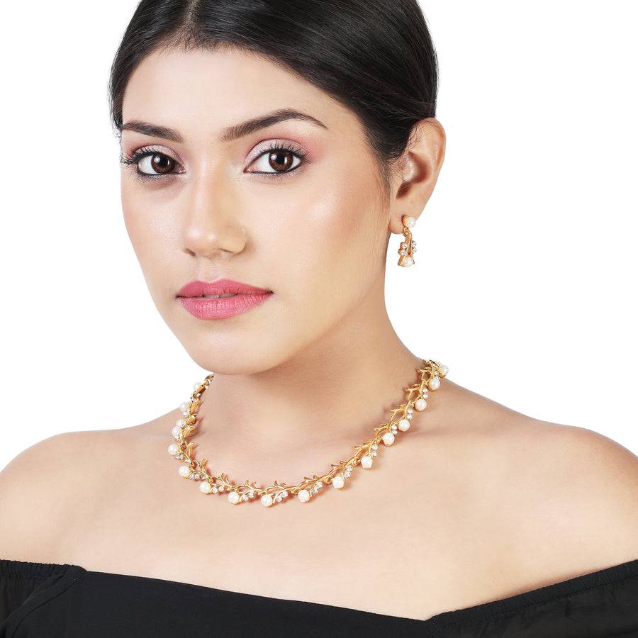 Estele Gold Plated Gorgeous Designer Necklace Set With Crystals & Pearls For Women : 6219NKER