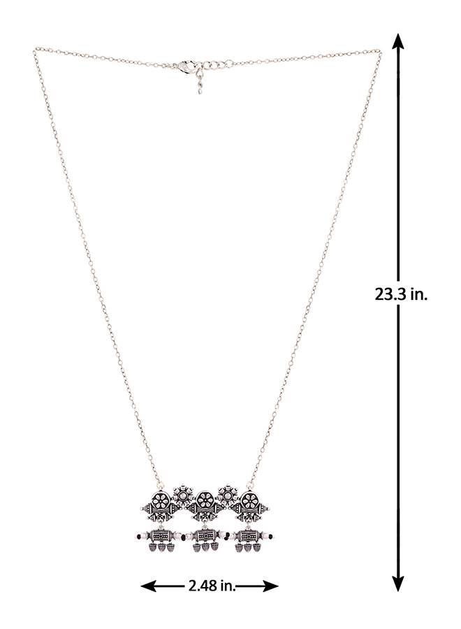 Nayantara Tribal Inspired Necklace : 8907617989433