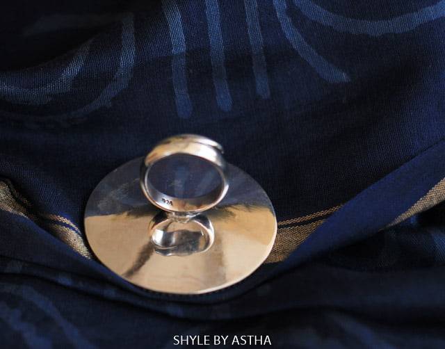 Anvaya Daana Art Classic Ring : SR461
