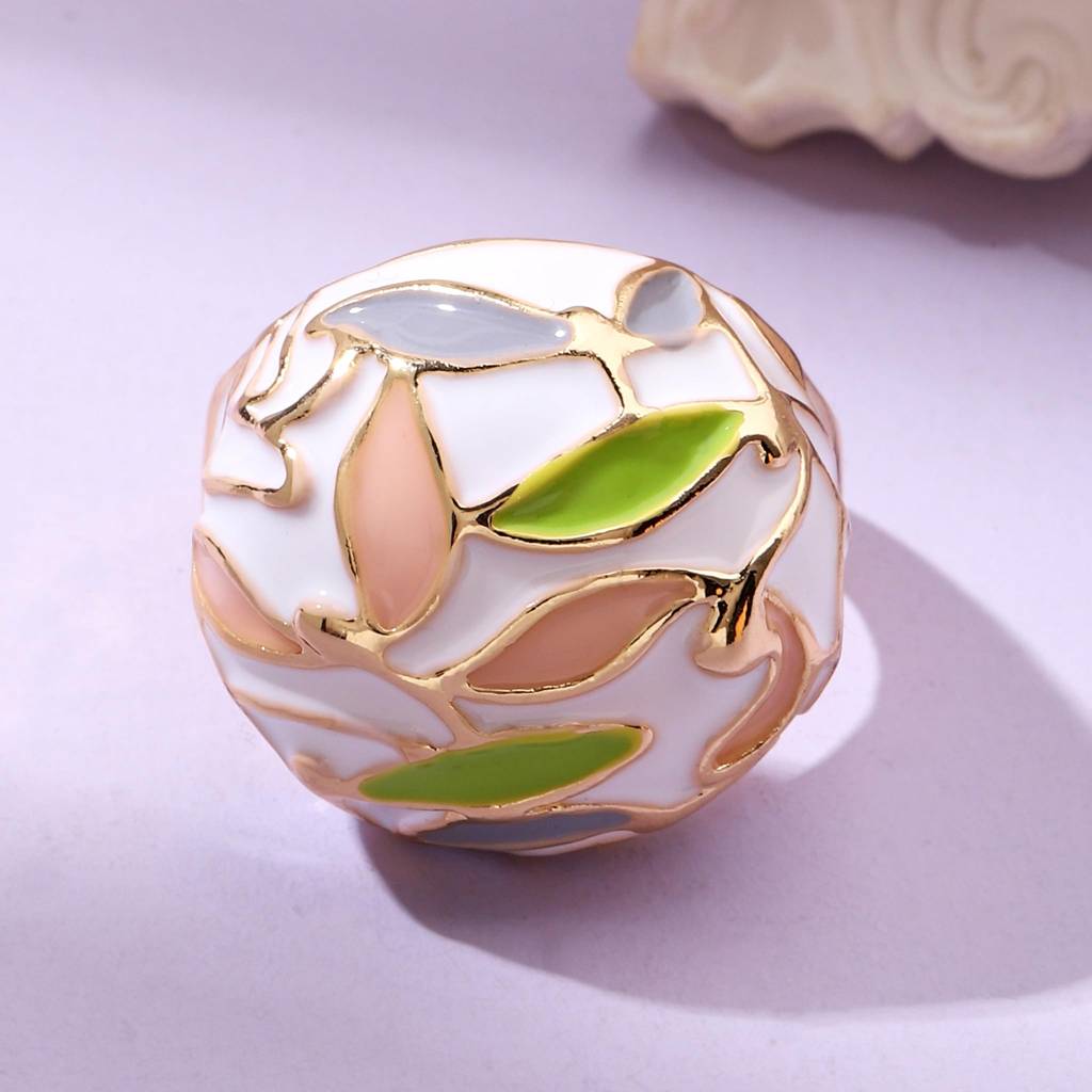 Leafy Enamel Gold Ring : RS12892