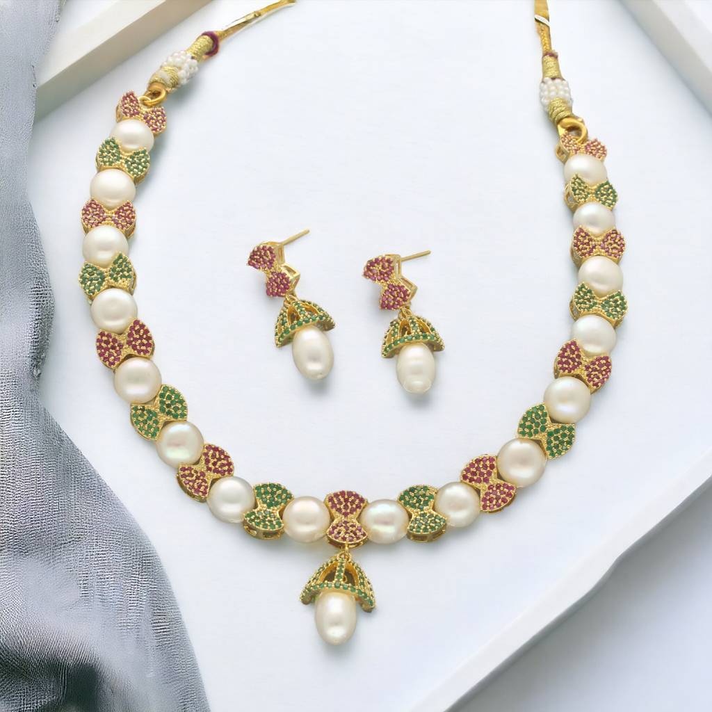Regal Pearl Necklace Set : JPFEB-24-003