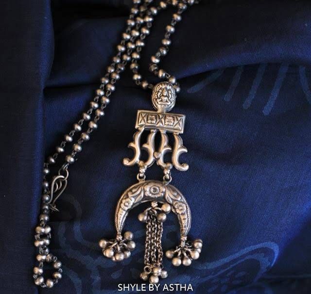 Mizoya Intricate Quirky Necklace : SN1008