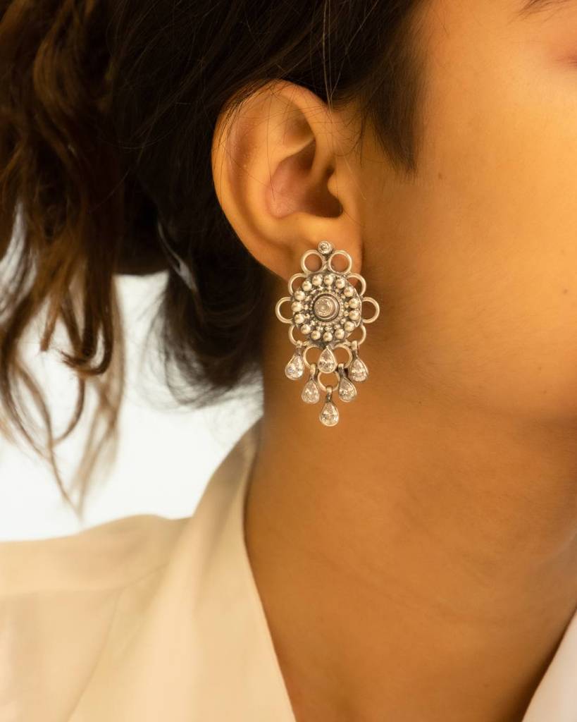 Tattva Jadau Statement Necklace Set : SN11378