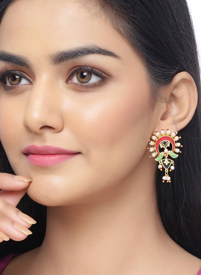 Tahira Glorious Red Mini Crown Earrings : 8905124055436