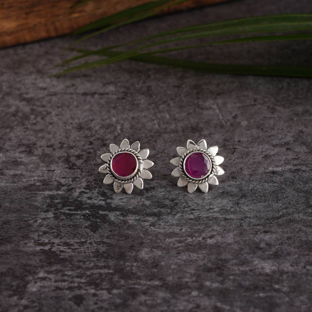 Flower Ruby Studs : SSE712