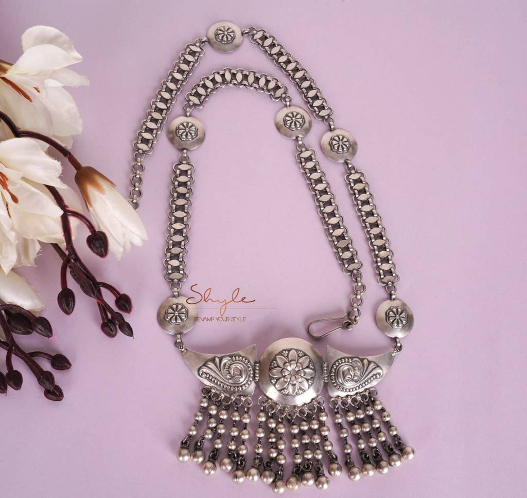 Mizoya Tribal Motif Ball Chain Cluster Statement Necklace : SE50169-2