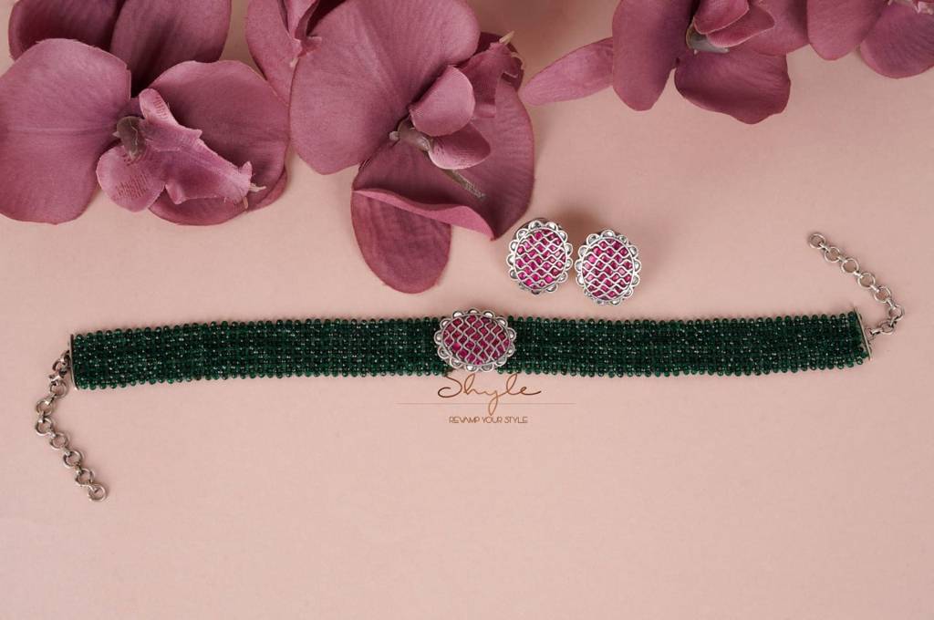 Essence Scintillating Kundan Statement Choker Set : SN2026-2-1