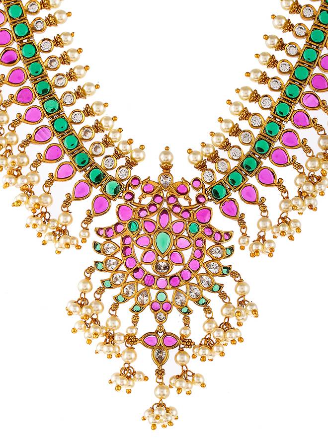 Heavily Embellished Pearl Beads Ethnic Jewellery Set : 8905124478945