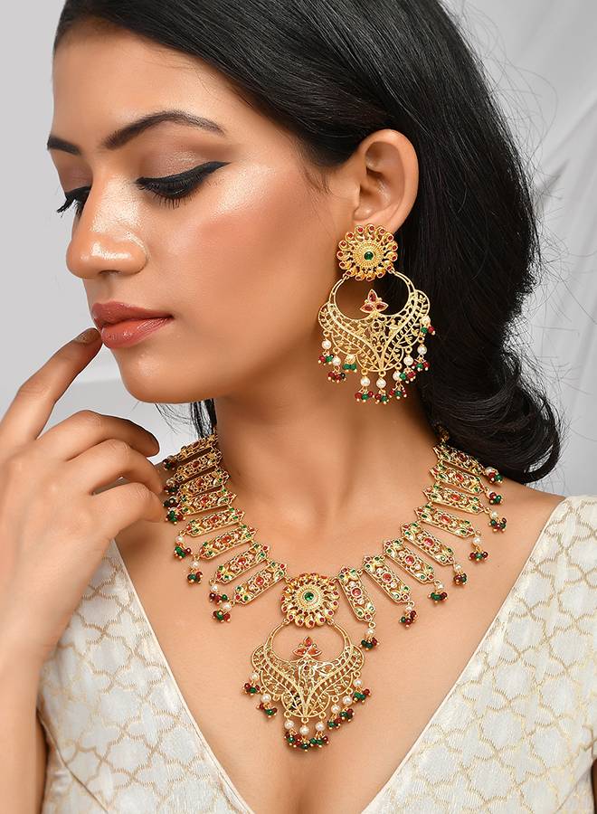 Abharan Heavily Embellished Gold Plated Opulent Jewellery Set : 8905124494501