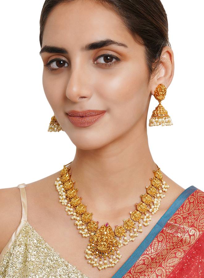 Gold Opulence Gold Plated Goddess Lakshmi Motifs Faux Pearls Lavish Jewellery Set : 8905124473223