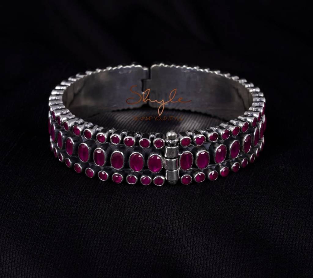 Tattva Raani Jadau Timeless Kada : SK1045-2-8