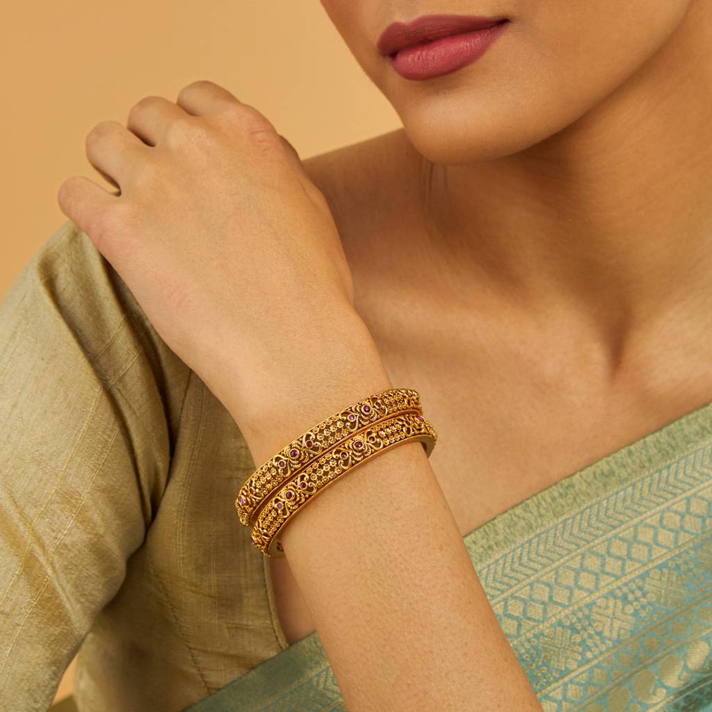 Kushal'S Fashion Jewellery Women Gold-Plated Ruby Antique Bangle : 431499