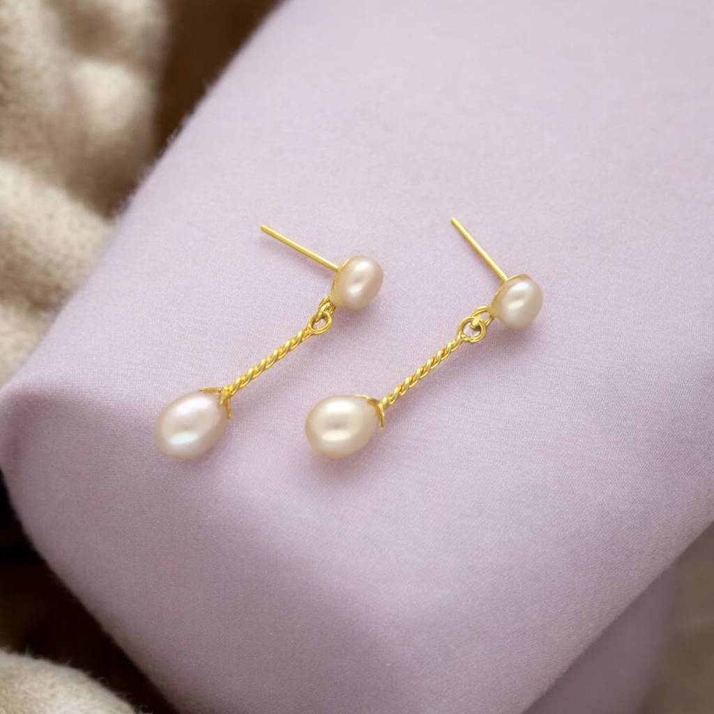 Lunai Pearl Earrings : JPSEP-24-069