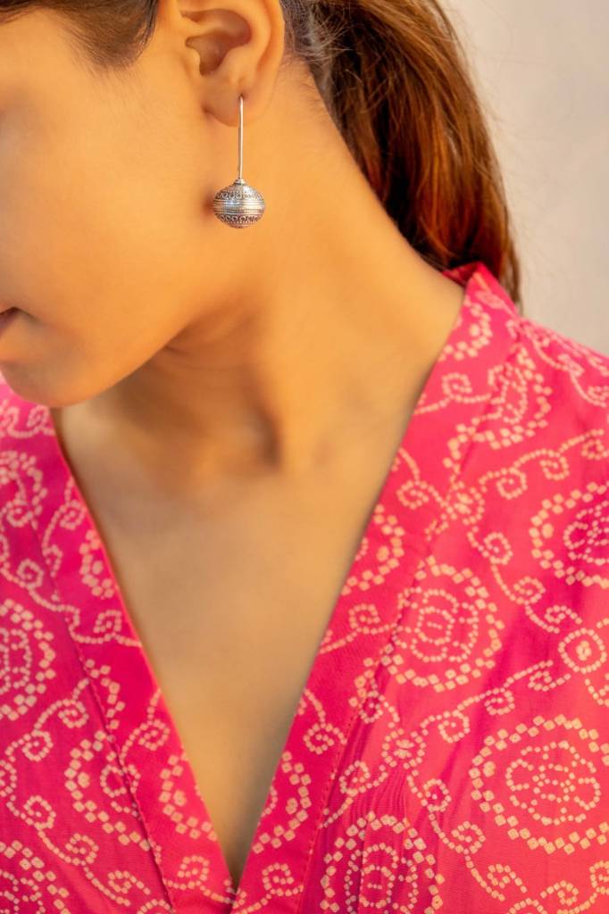 Moh Intricate Bead Versatile Earrings : SE405060