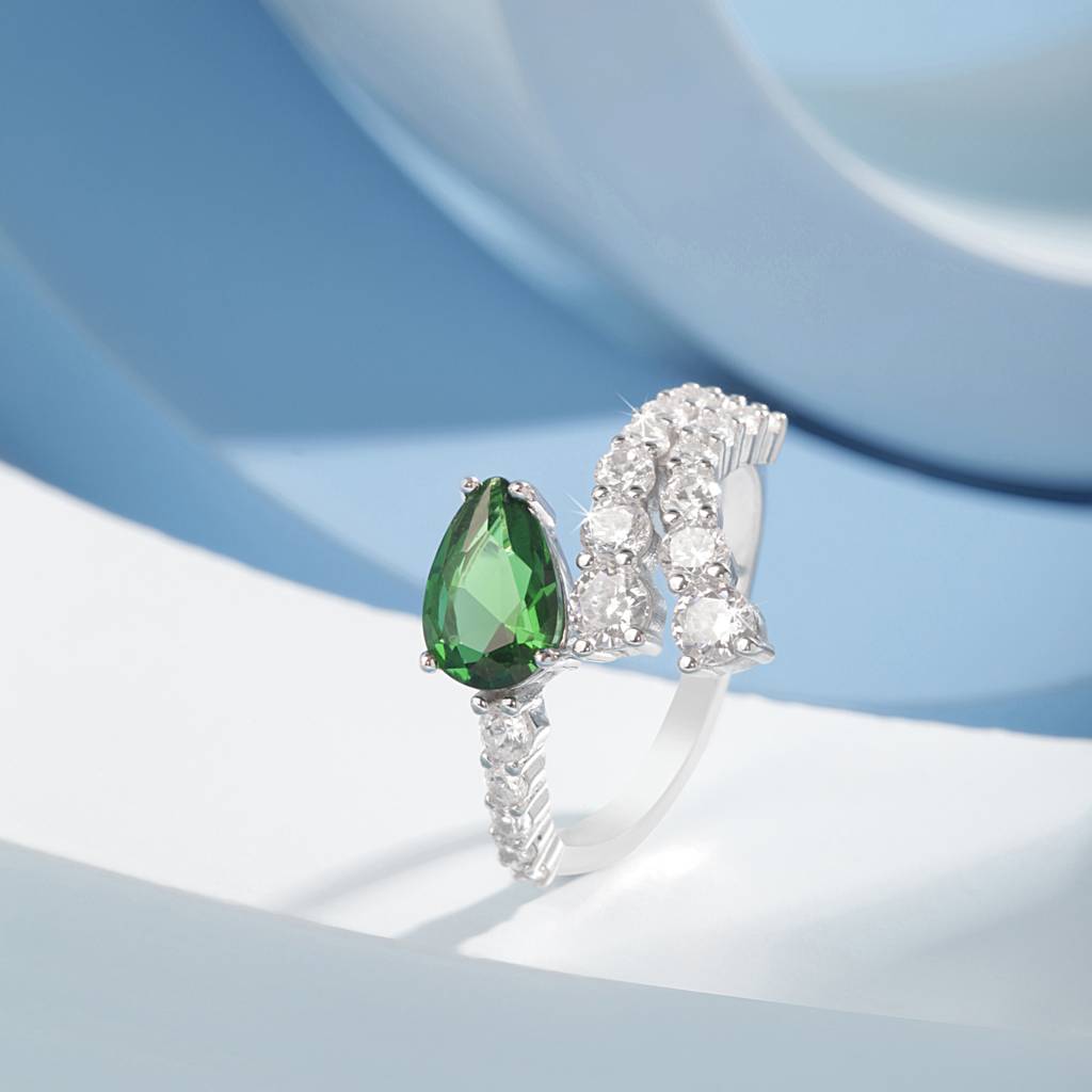 925 Silver Green Gem Water Drop Ring | 925 Sterling Silver Teardrop Design Ring For Women | Elegant Green Stone Ring : S-R-R-111