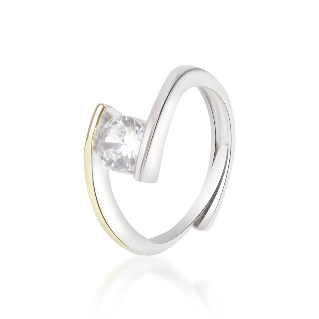 925 Silver Round Cut White Stone Ring | Classic 925 Silver Solitaire-Style Ring For Women | Elegant Everyday Jewelry : S-R-R-120