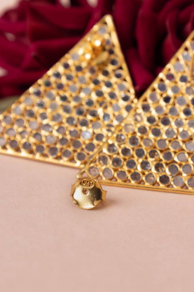 Essence Scintillating Triangle Classic Gold Stud Earring : SE607-1-2-1