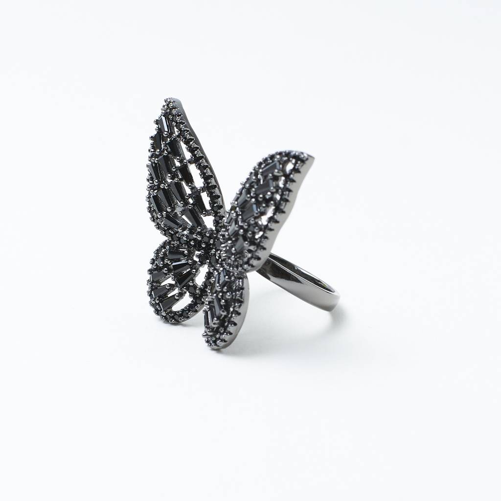 Black Beauty Bliss Ring : RS12838-BLK