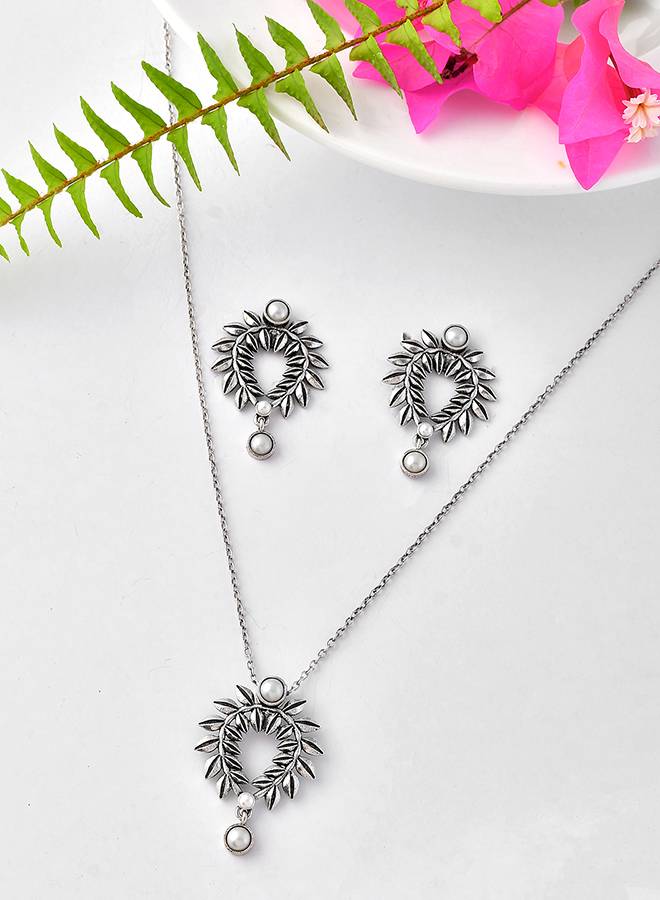 Fresh Fern Petal Pendant Set : 8905124508536