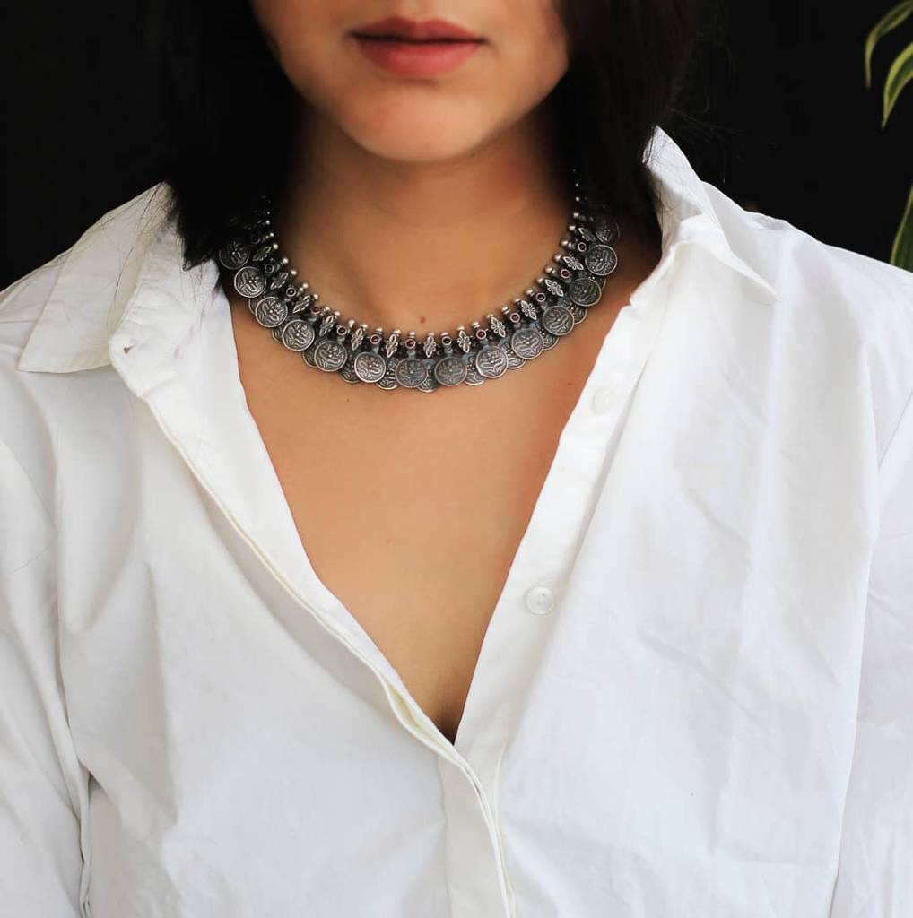 Anvaya Sequence Classic Necklace : SN1055
