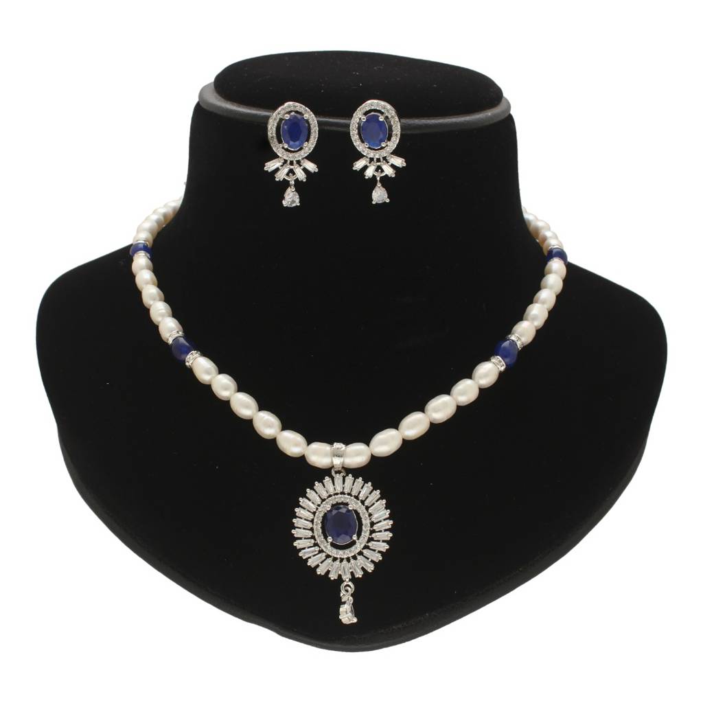 Nivid Pearl Necklace Set : JPSEP-24-041