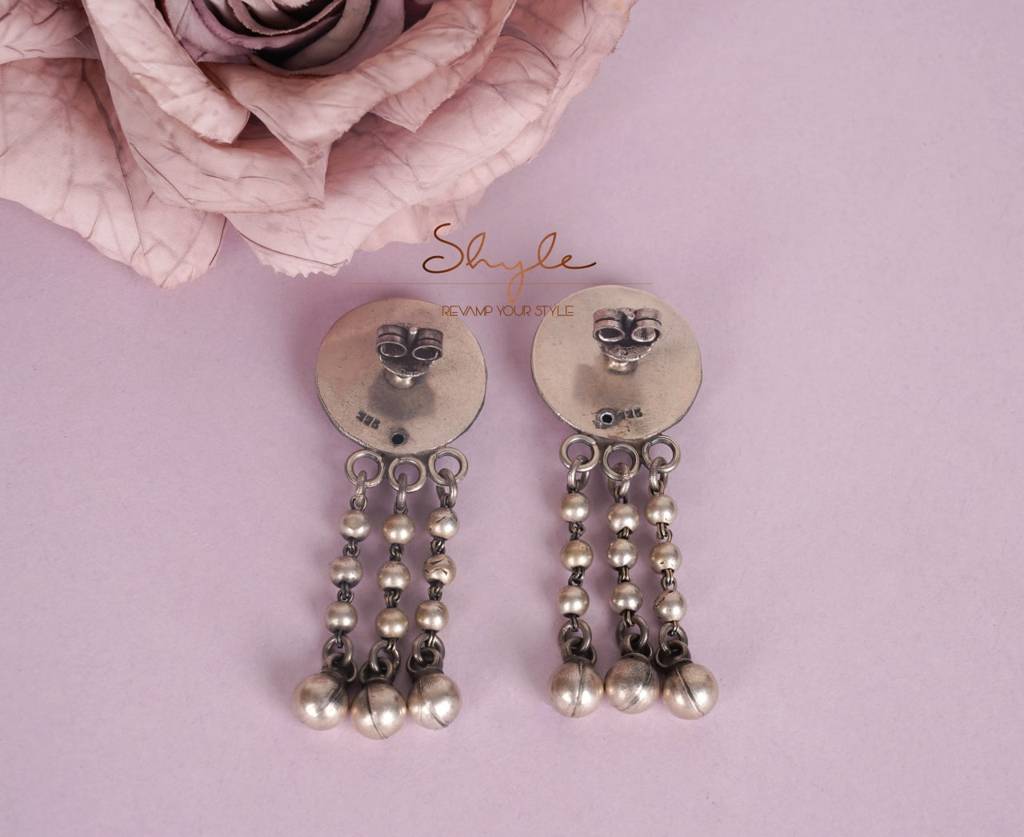 Mizoya Embossed Flower Motif Ball Drop Earring : SE4012-1-1