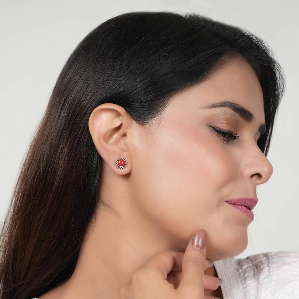 Classic Coral Studs : SSE839