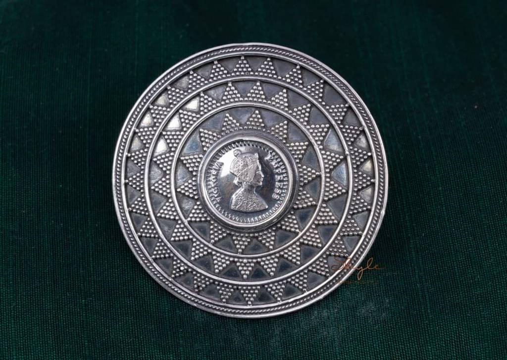 Anvaya Daana Art Victorian Coin Concentric Ring : SR2031